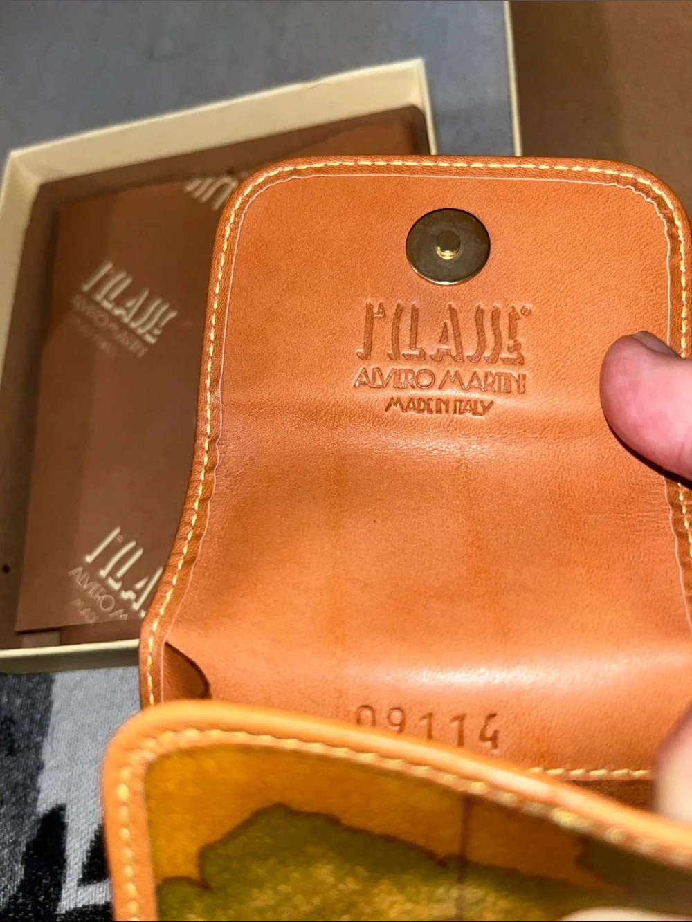 Alviero Martini leather pouch